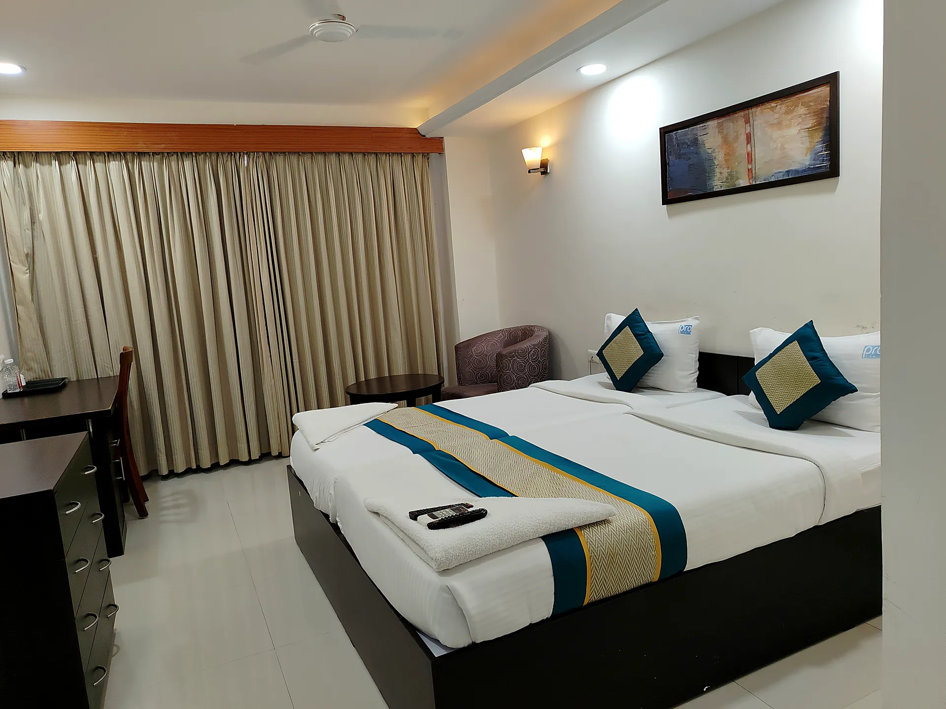 Business hotel room on OMR